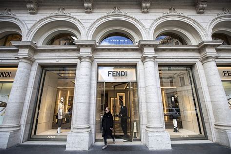 fendi studios orari|fendi roma boutique.